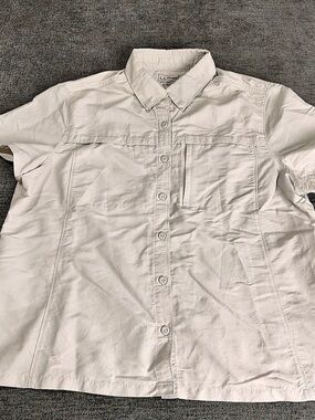LL Bean Greige Vented Short Sleeved Button Up Shirt Large Petite Hiking Outdoor